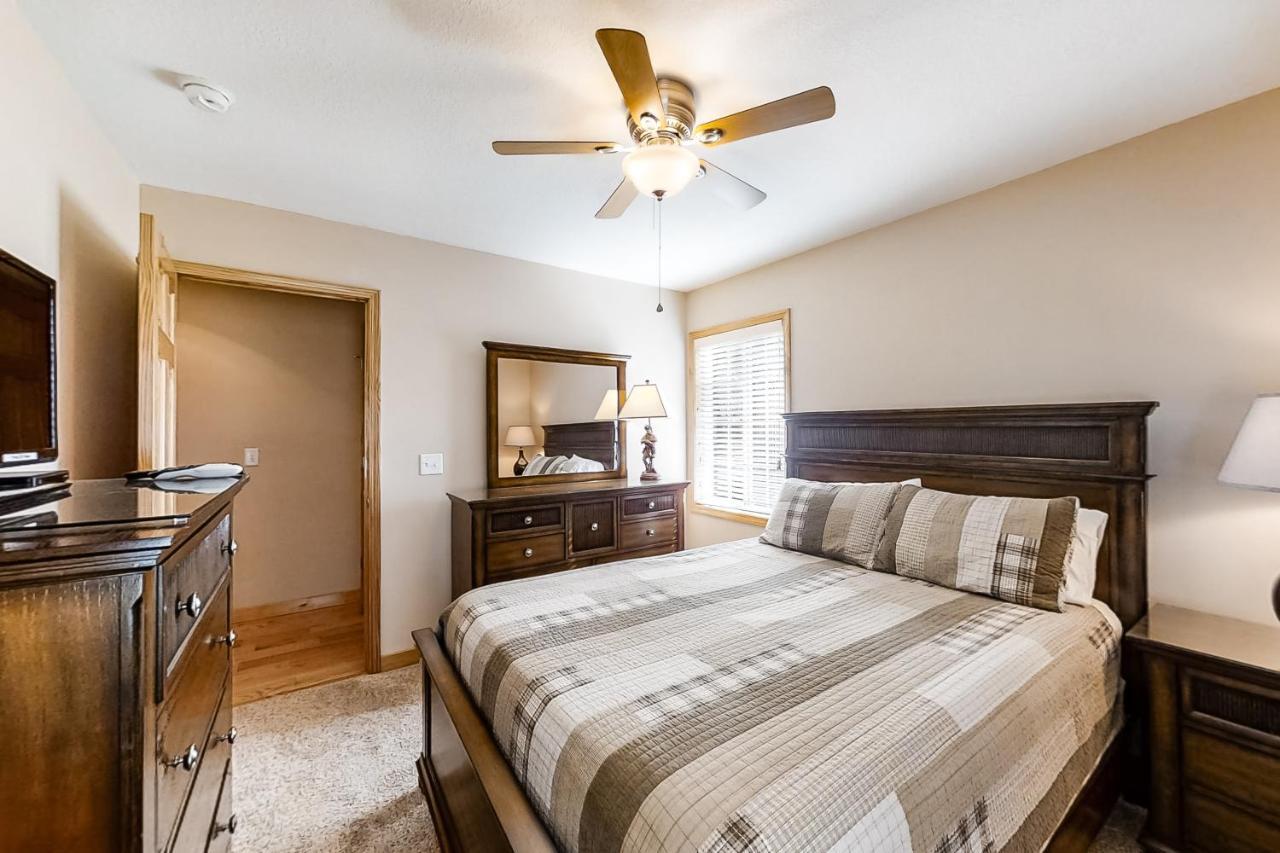 3 Bed 2 Bath Vacation Home In Whittier Exterior photo
