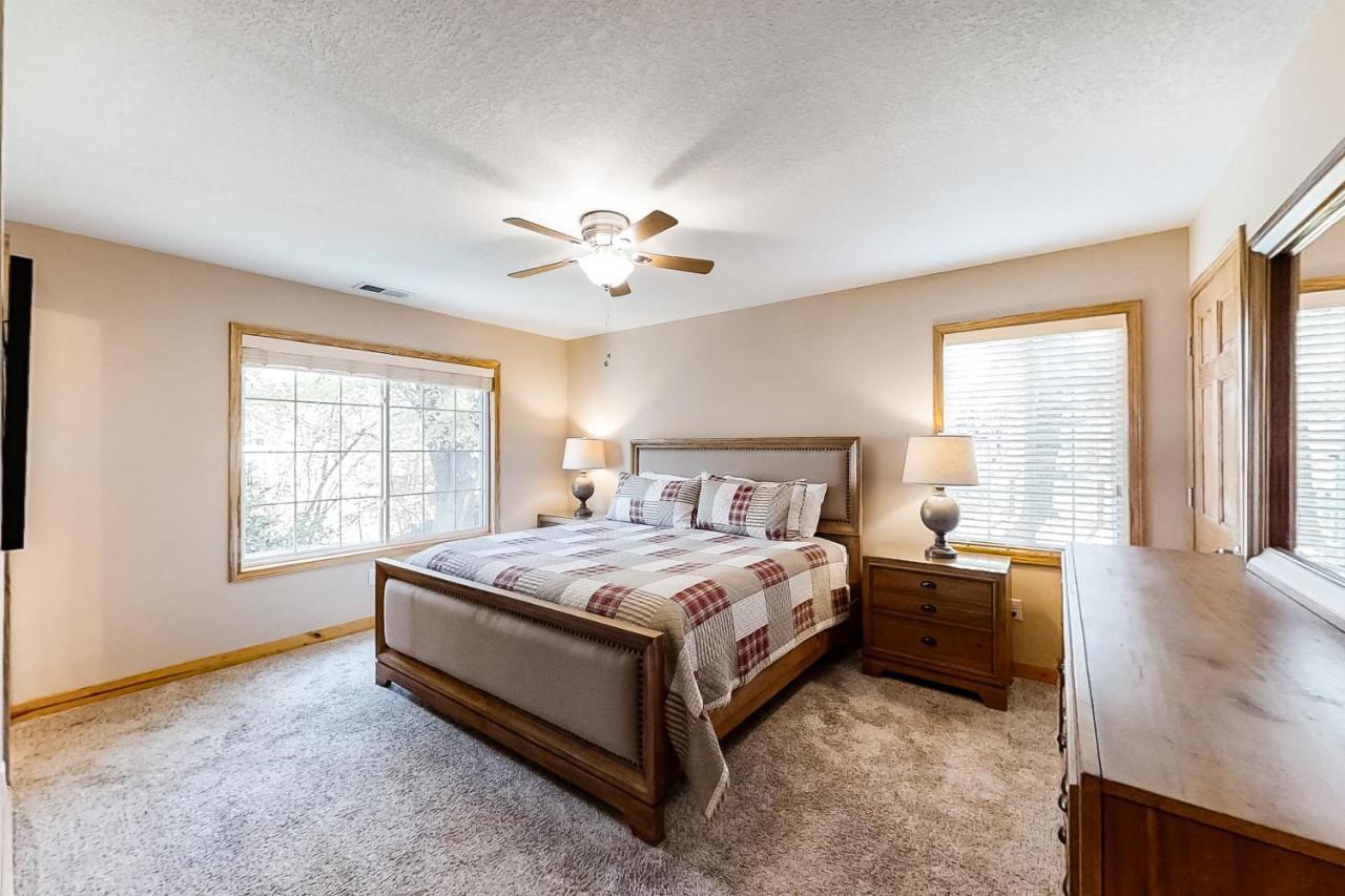 3 Bed 2 Bath Vacation Home In Whittier Exterior photo