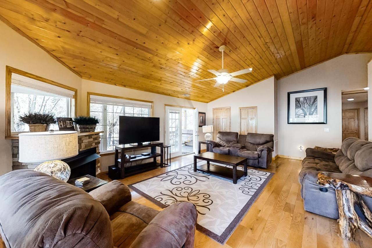3 Bed 2 Bath Vacation Home In Whittier Exterior photo
