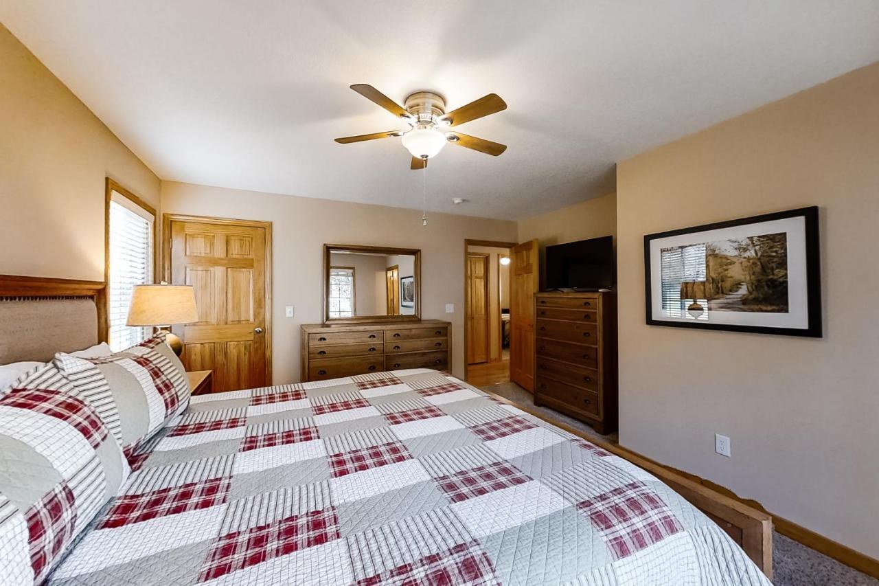 3 Bed 2 Bath Vacation Home In Whittier Exterior photo