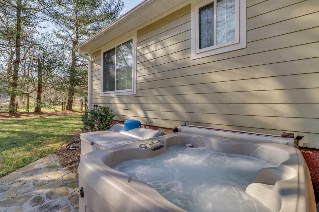 3 Bed 2 Bath Vacation Home In Whittier Exterior photo
